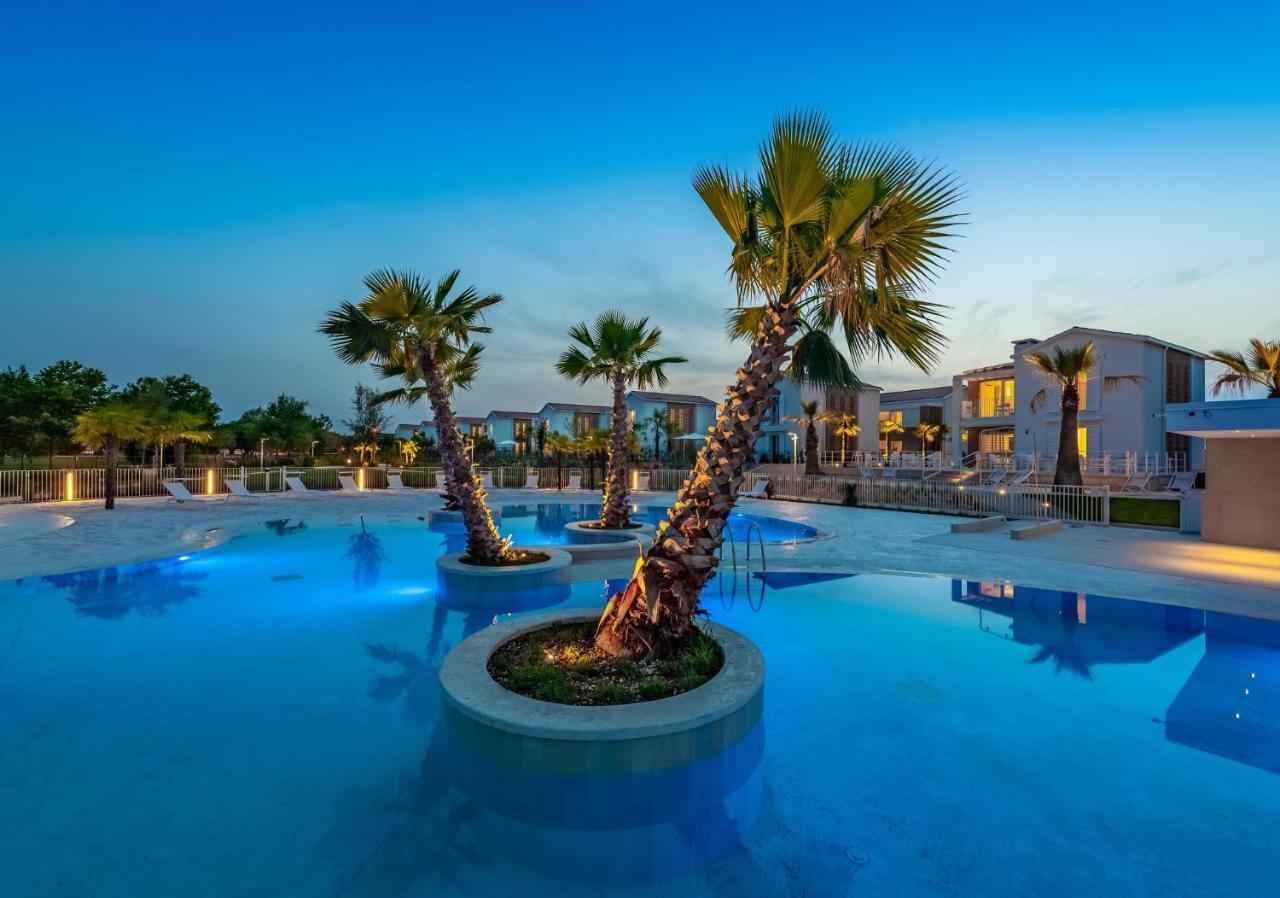 Pareus Beach Resort Каорле Экстерьер фото