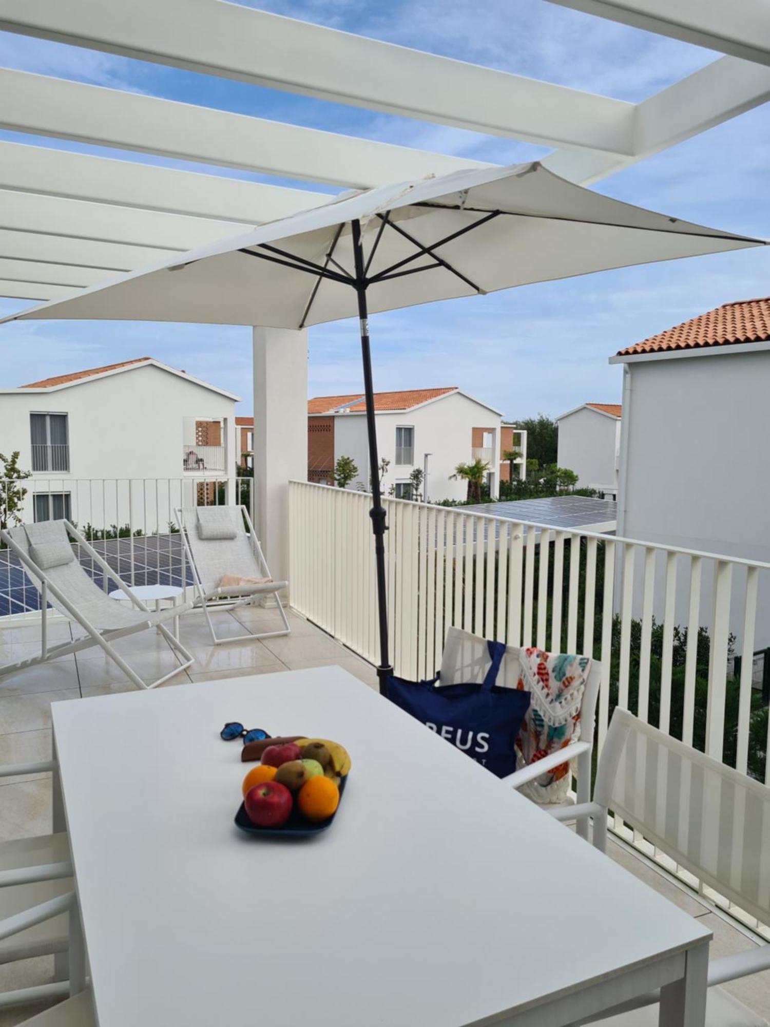 Pareus Beach Resort Каорле Экстерьер фото